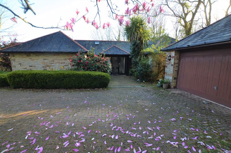 4 bed bungalow for sale in Priors Barn, Bodmin PL31 Zoopla