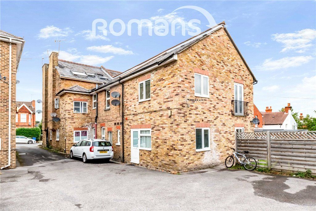 1 bed flat for sale in St. Michaels Road, Aldershot, Hampshire GU12