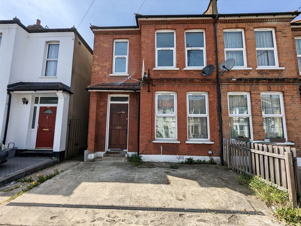 3 bed end terrace house for sale in Torridon Road, London SE6 Zoopla