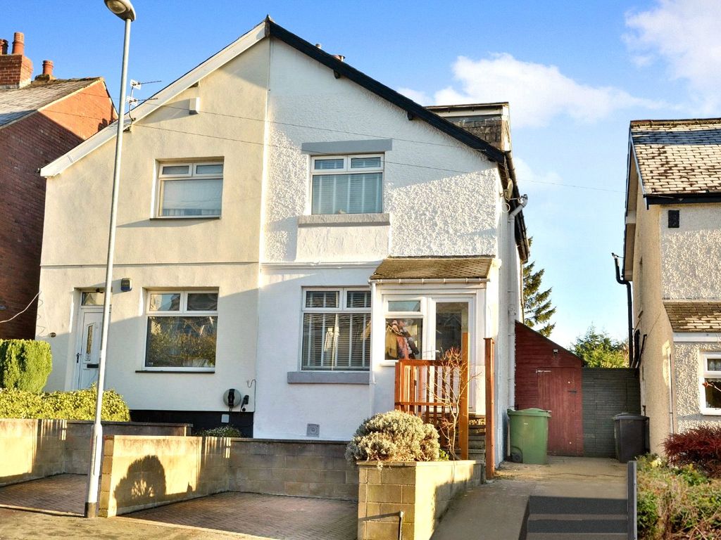 3 bed semidetached house for sale in Victoria Gardens, Horsforth