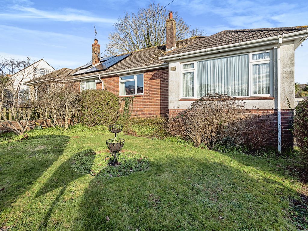 2 bed bungalow for sale in Coker Avenue, Torquay TQ2, £230,000 Zoopla
