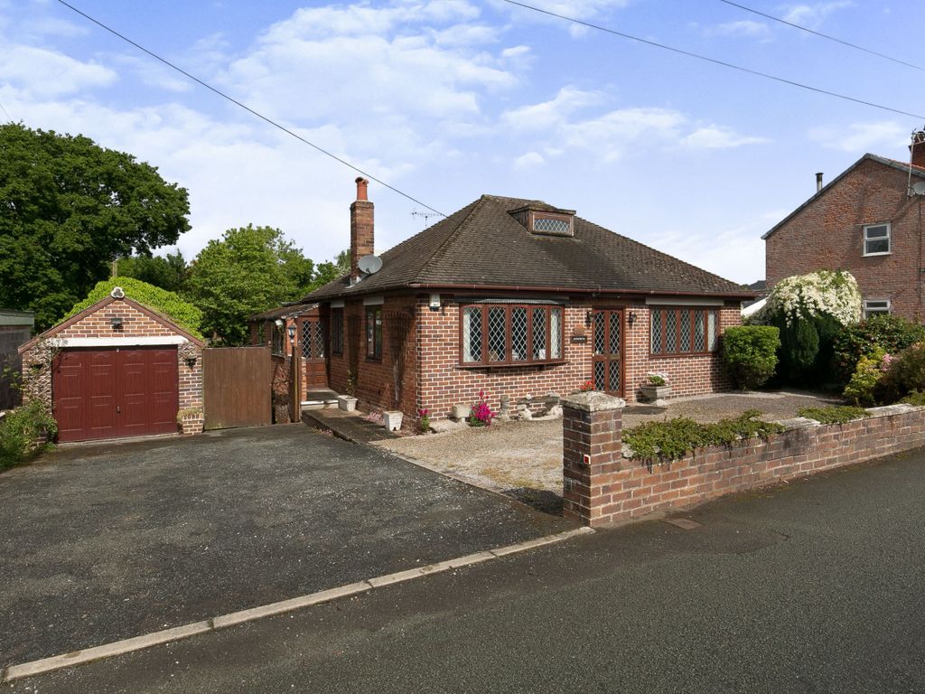 3 bed bungalow for sale in Little Mountain Road, Buckley, Flintshire