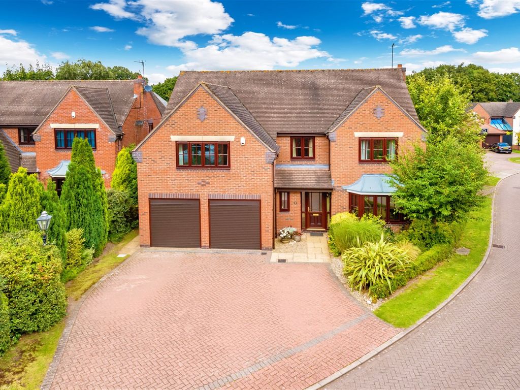 5 bed detached house for sale in Goldcrest Grove, Apley, Telford TF1, £