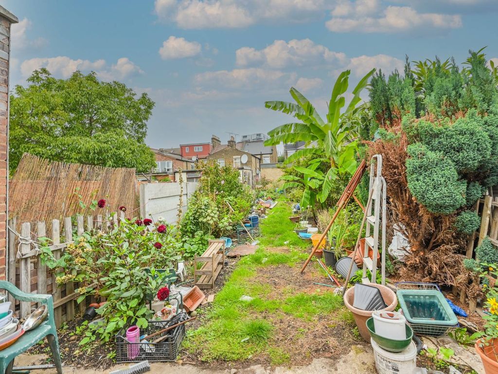 Albert Road, Walthamstow, London E17  