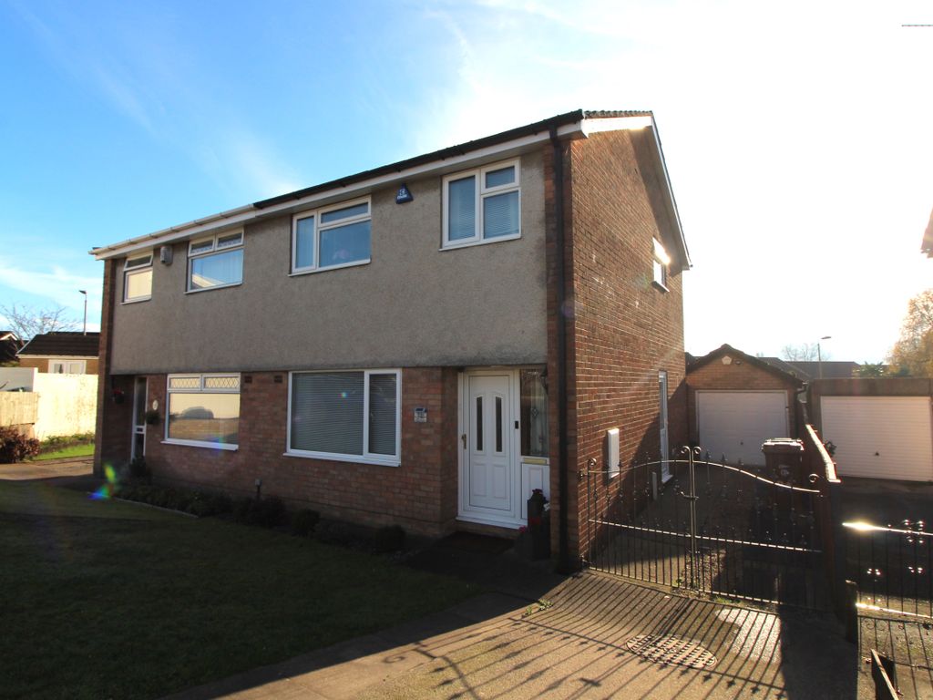 3 bed semidetached house for sale in GraigYrWylan, Glenfields
