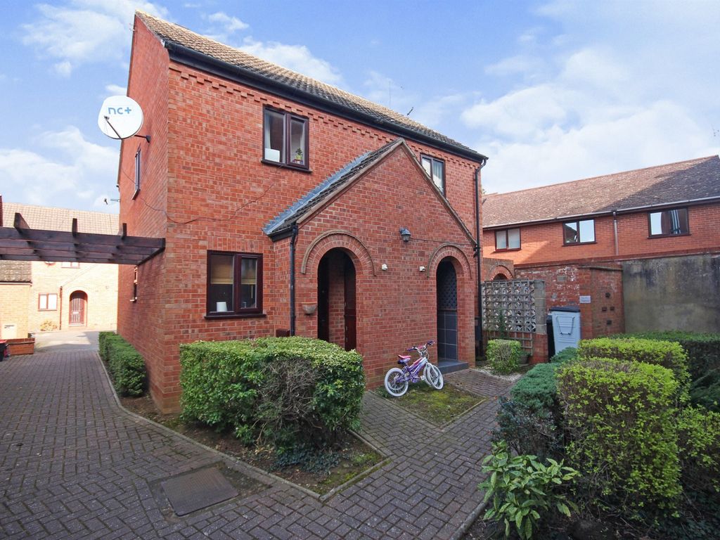 West End Court, Crompton Street, Warwick CV34  
