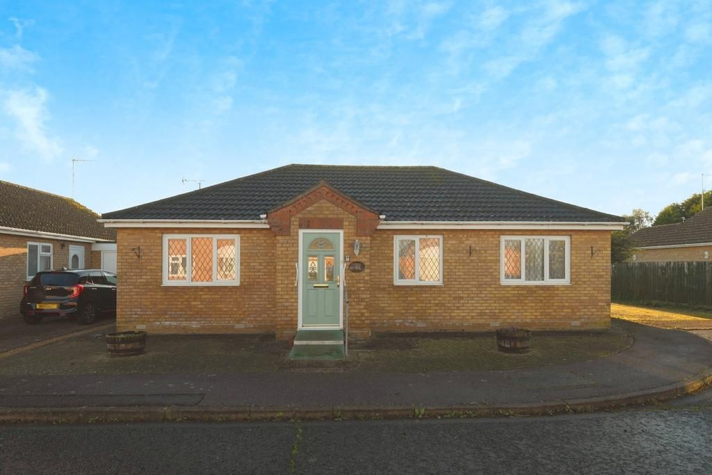 3 bed detached bungalow for sale in St Marks Road, Gorefield, Wisbech