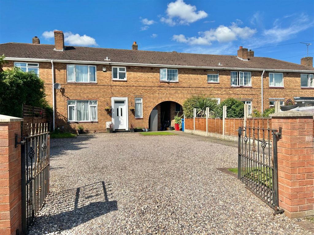 4 bed terraced house for sale in Brook End, Fazeley, Tamworth B78, £