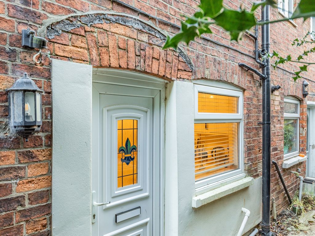 2 bed terraced house for sale in Deans Terrace, Uppingham, Oakham LE15