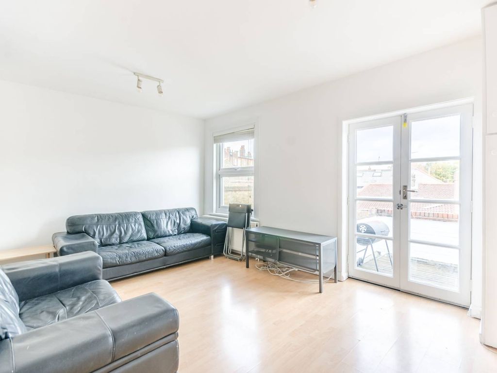 4 bed flat to rent in Shrubbery Road, Streatham Hill, London SW16 Zoopla