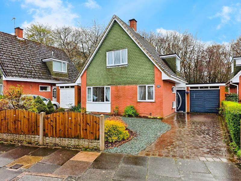 4 bed detached house for sale in Lowry Hill Road, Carlisle CA3, £