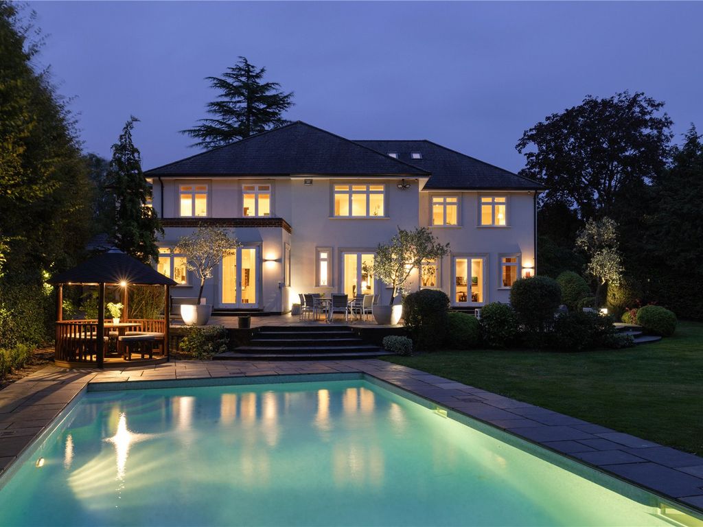 6 bed detached house for sale in Moles Hill, Oxshott KT22, £3,750,000