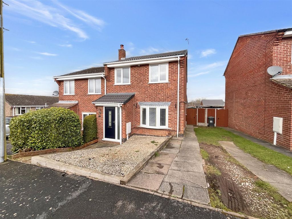 3 bed semidetached house for sale in Fabis Close, Swadlincote DE11, £214,950 Zoopla