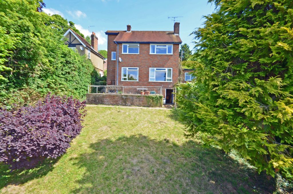 3 bed detached house for sale in Hivings Hill, Chesham HP5 Zoopla