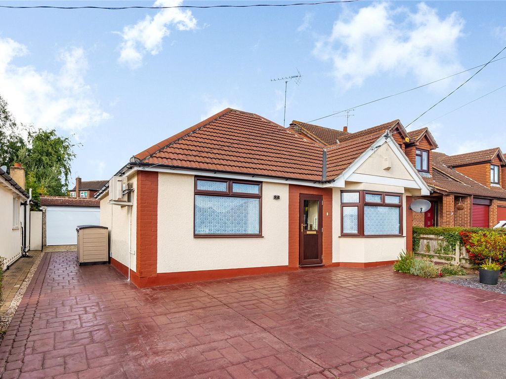 Guernsey Gardens, Wickford, Essex SS11  