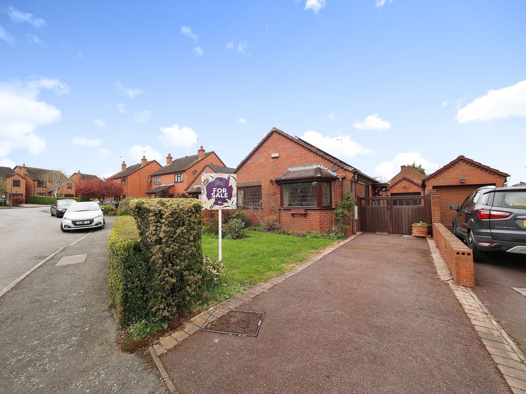 3 bed detached bungalow for sale in Saxon Grove, Willington, Derby DE65
