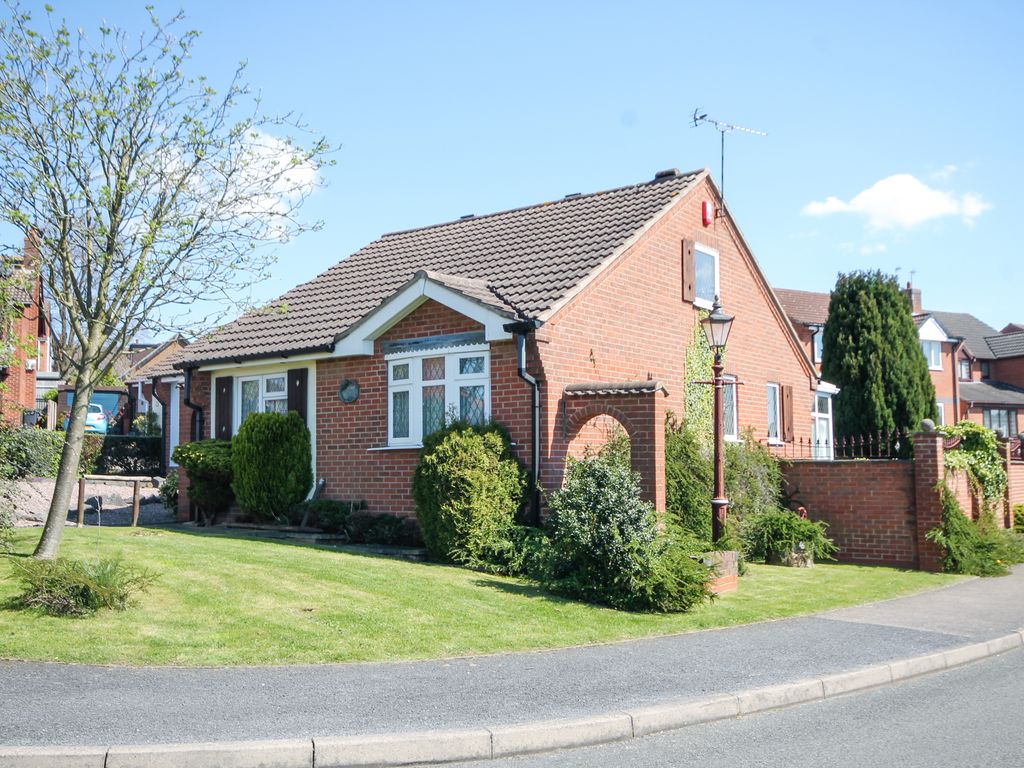 2 bed detached bungalow for sale in Oakfield Court, Ilkeston DE7 Zoopla