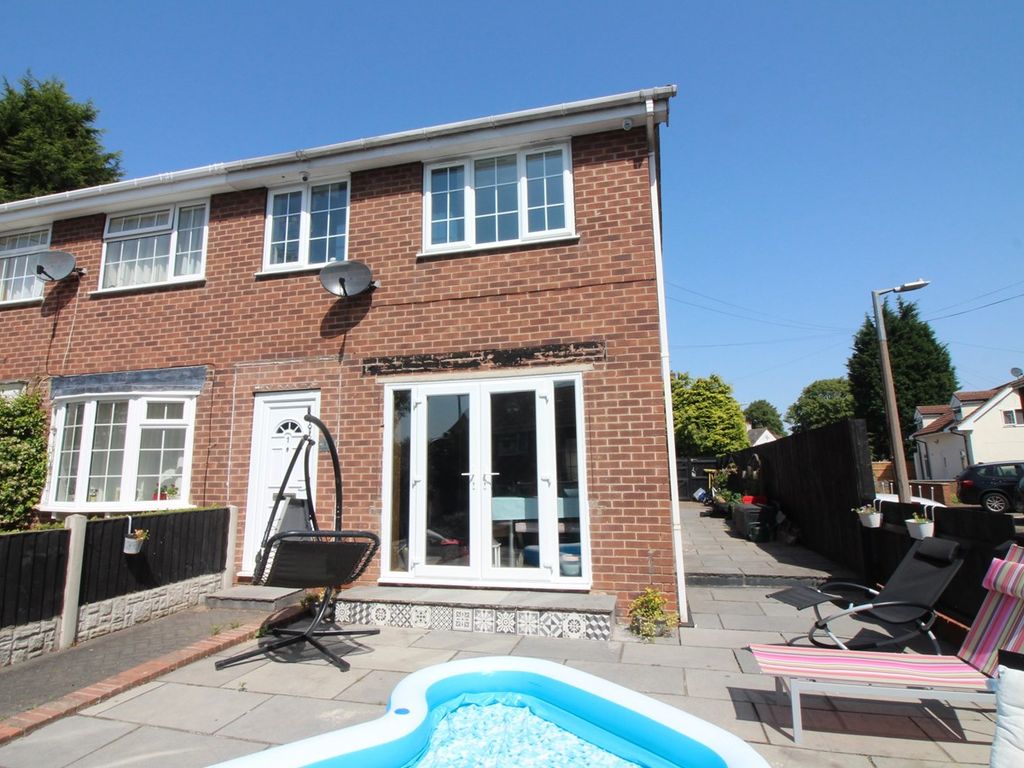 3 bed end terrace house for sale in Carlton Mews, Carlton, Nottingham