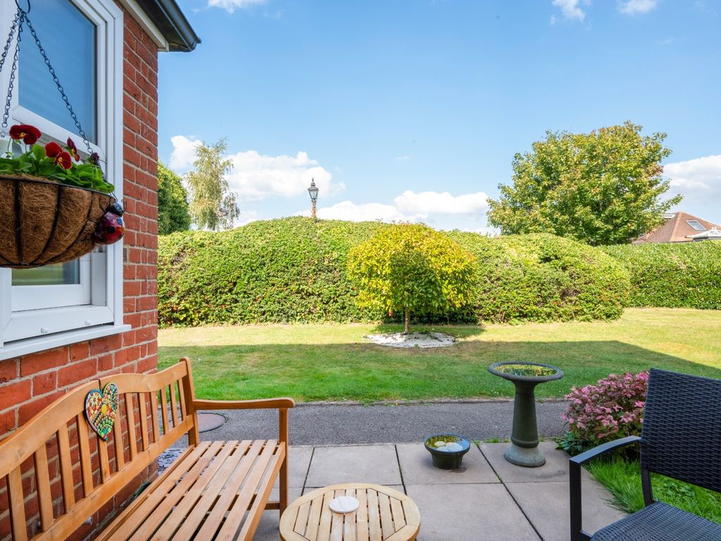 1 bed flat for sale in Village Gate 4749, Laleham Road, Shepperton