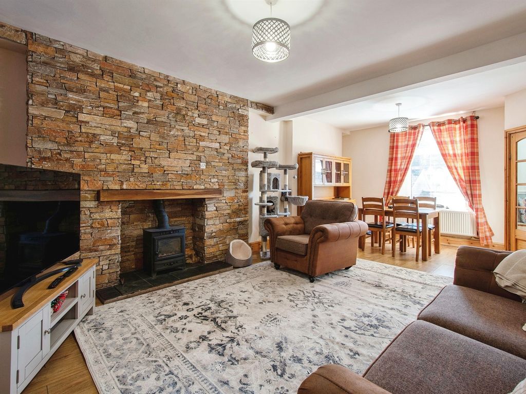 3 bed property for sale in Caroline Street, Blaengwynfi, Port Talbot