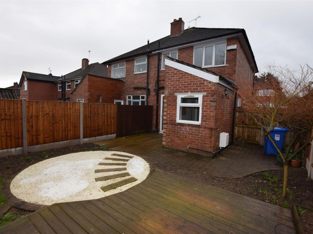 2 bed semidetached house to rent in Carlisle Avenue, Littleover, Derby