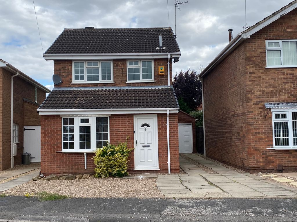 3 bed detached house for sale in Milburn Grove, Bingham, Nottingham