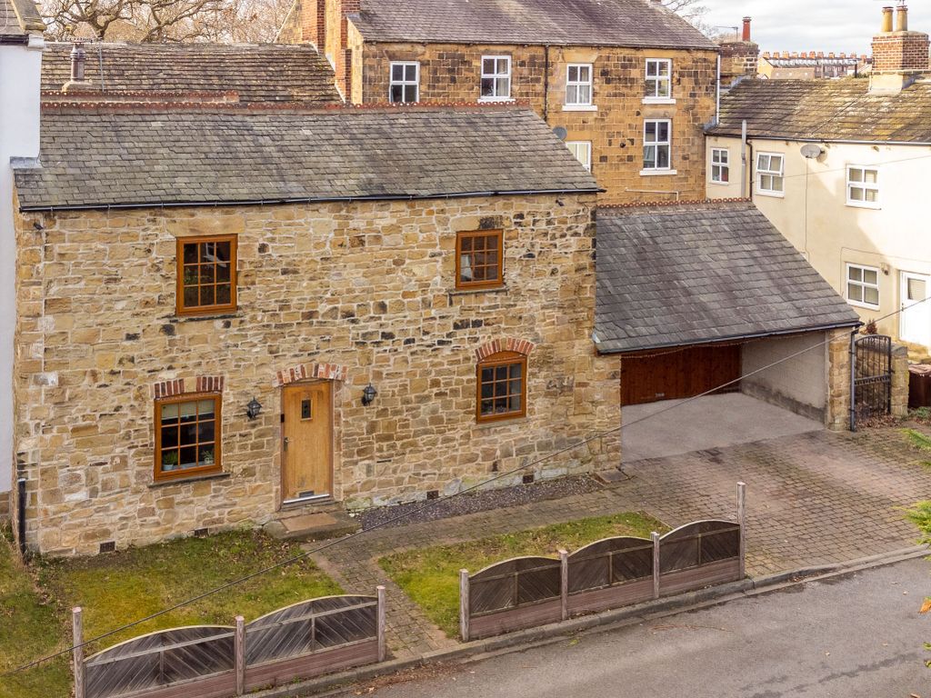 4 bed semidetached house for sale in 3 Church Side Villas, Methley