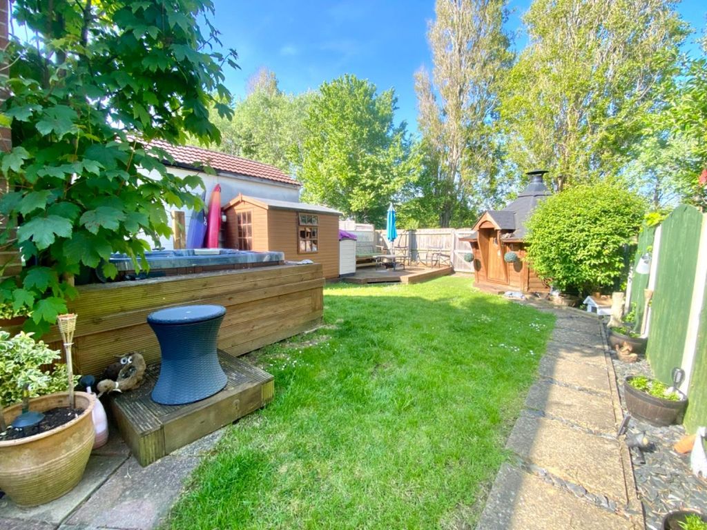 4 bed semidetached house for sale in Bryn Road, Weymouth DT4, £360,000