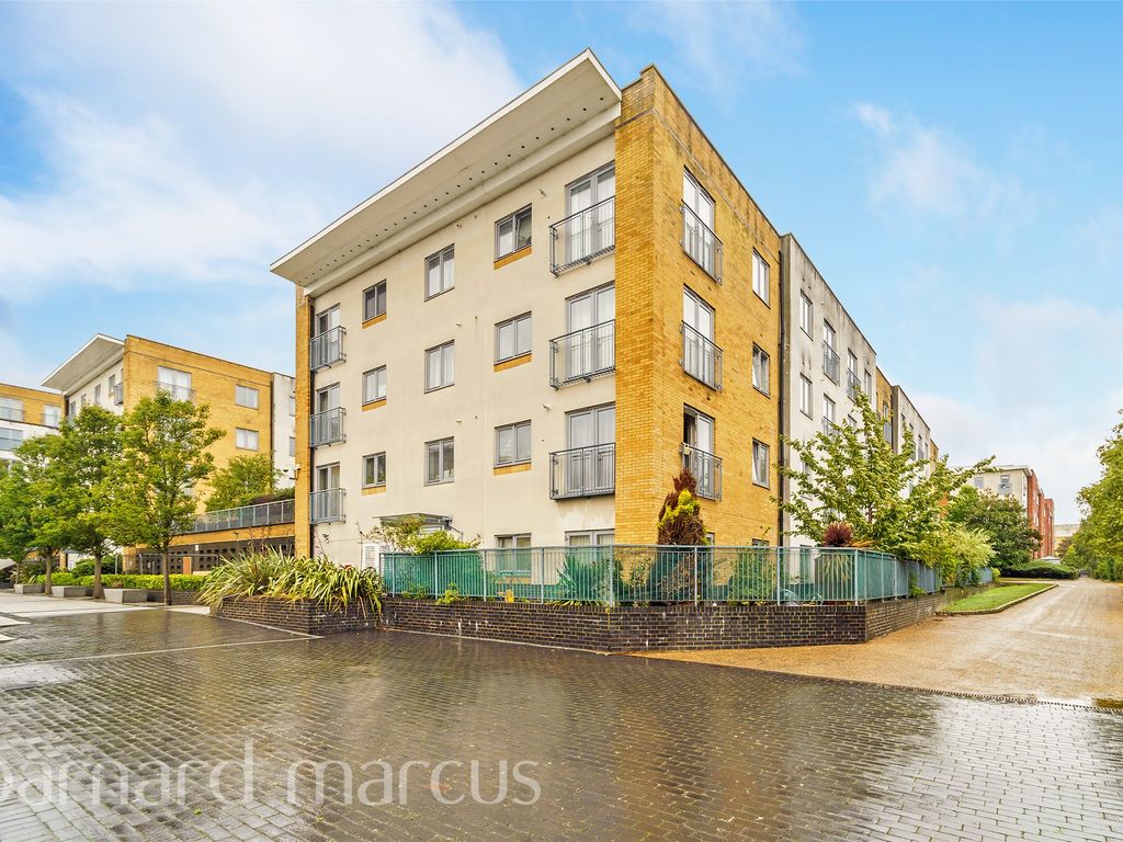 2 bed flat for sale in Taywood Road, Northolt UB5, £350,000 Zoopla