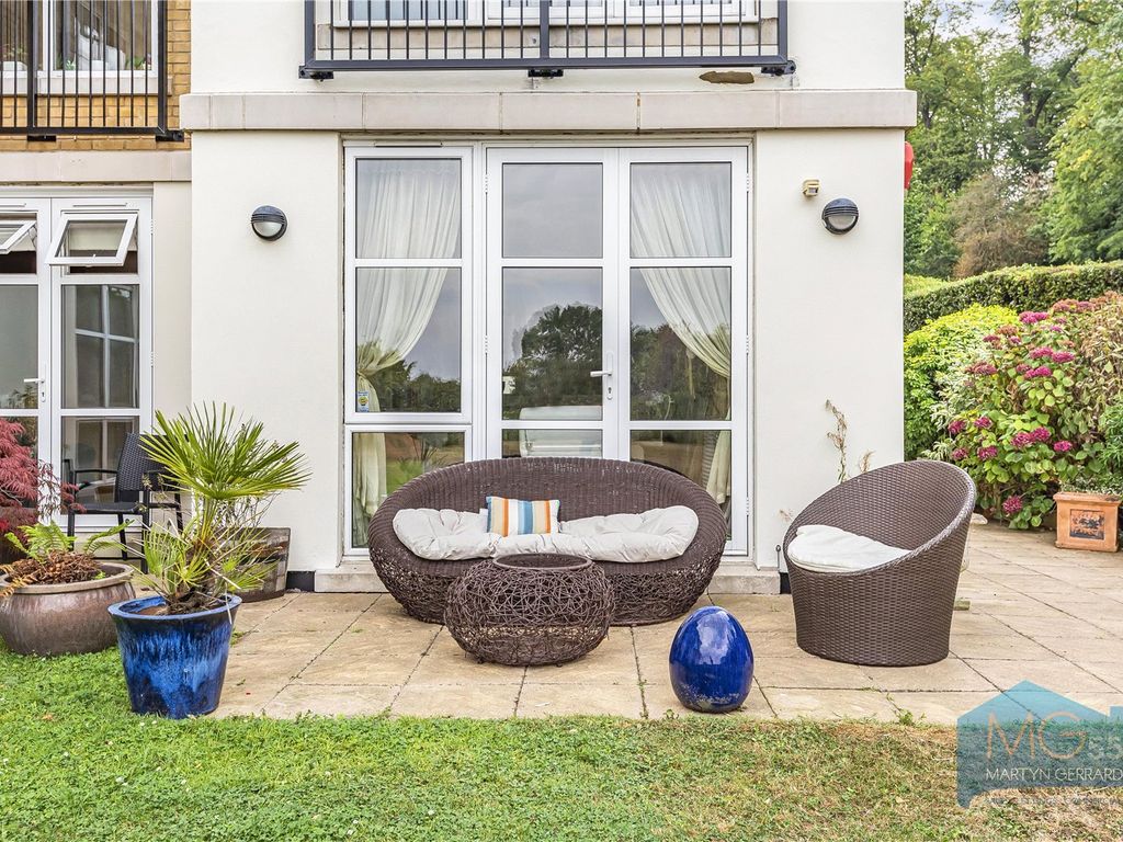 Chatelain House, 9 St. Vincents Lane, Mill Hill, London NW7  