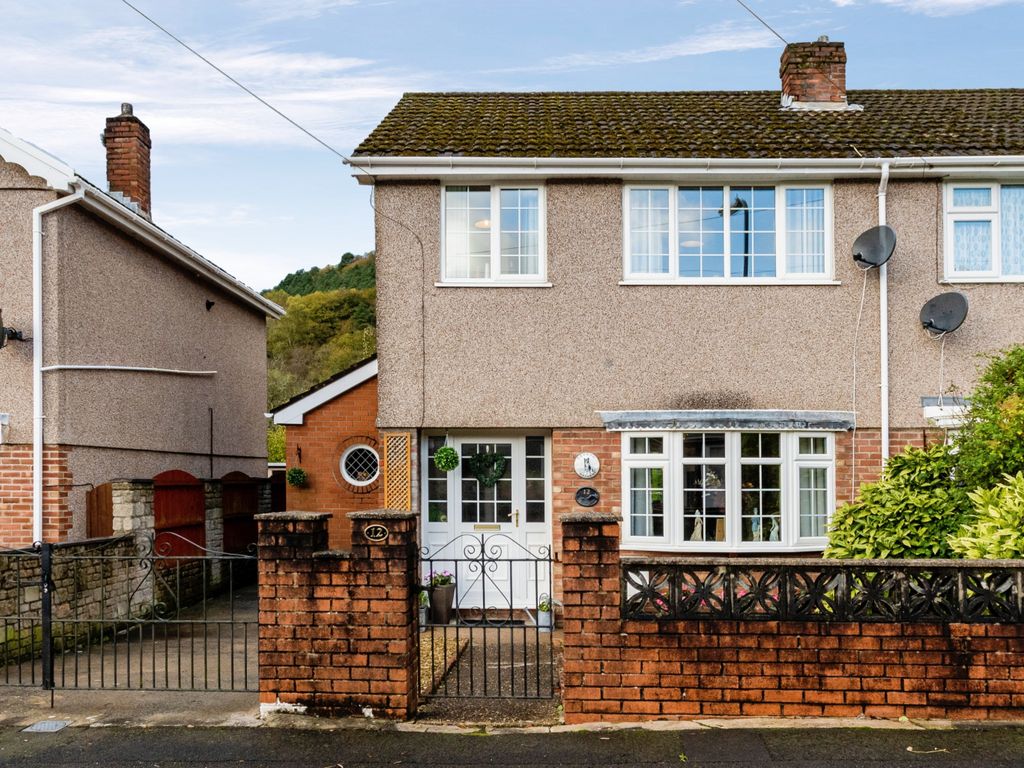 3 bed semidetached house for sale in Golwg Yr Graig, Crynant SA10 Zoopla