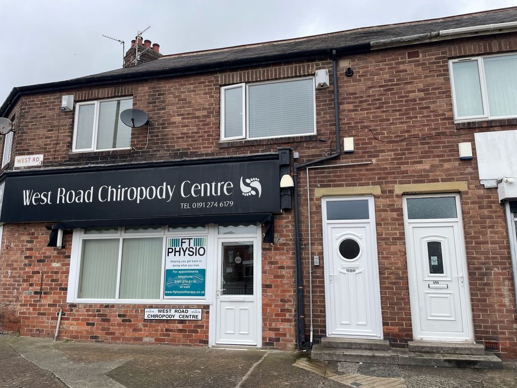 1 bed flat to rent in West Road, Denton Burn, Newcastle Upon Tyne NE5