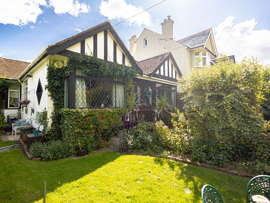 4 bed detached house for sale in Eastwood Road, LeighOnSea SS9, £