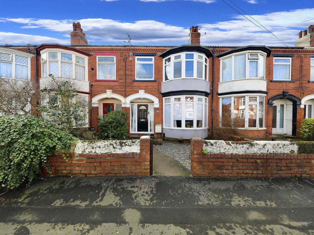 3 bed terraced house for sale in Claremont Avenue, Beverley Road, Hull HU6, £160,000 Zoopla