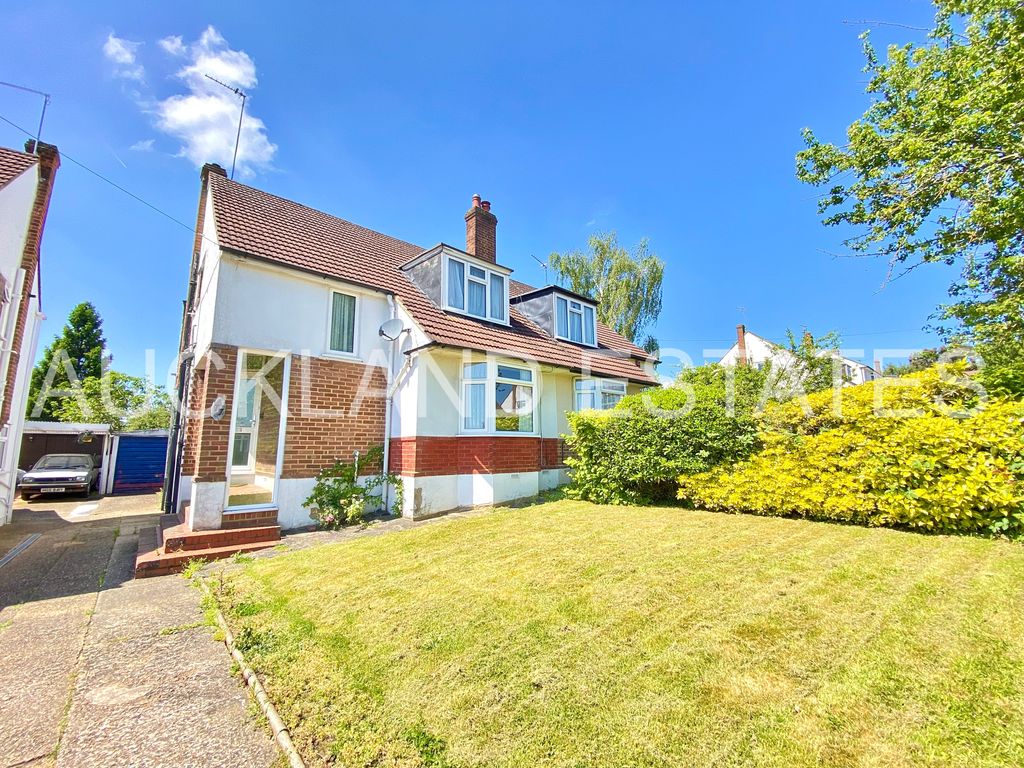 3 bed semidetached house for sale in Tempest Avenue, Potters Bar EN6, £500,000 Zoopla