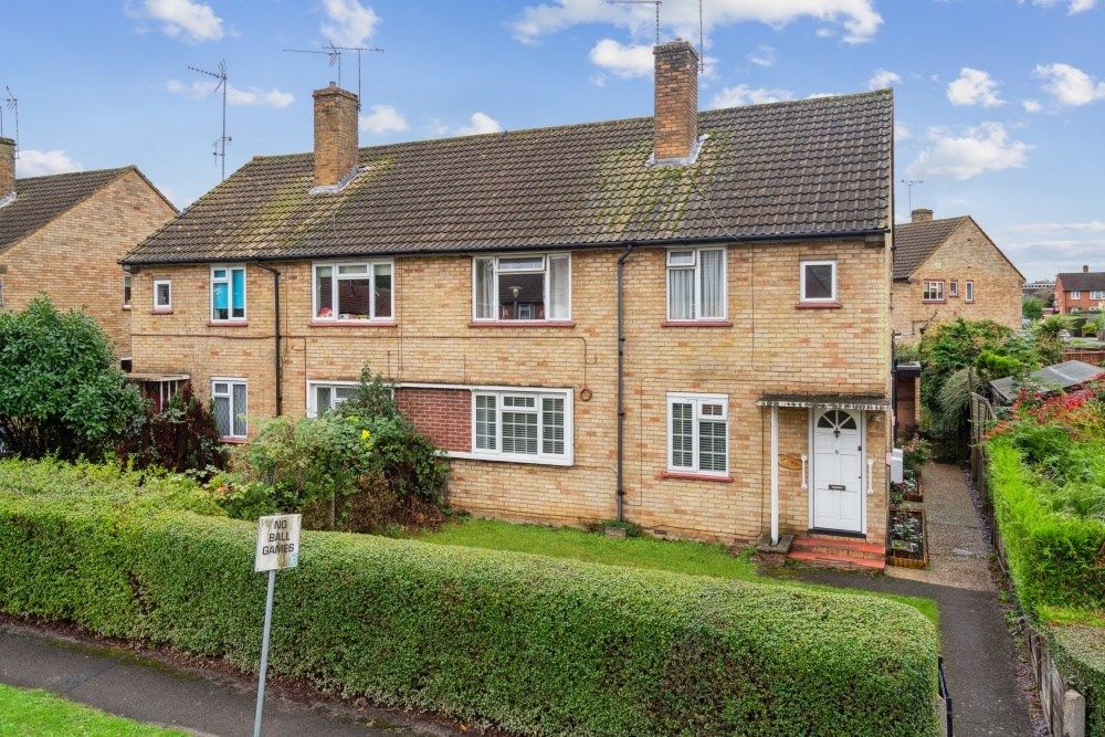 2 bed for sale in Laurels Road, Iver SL0, £350,000 Zoopla