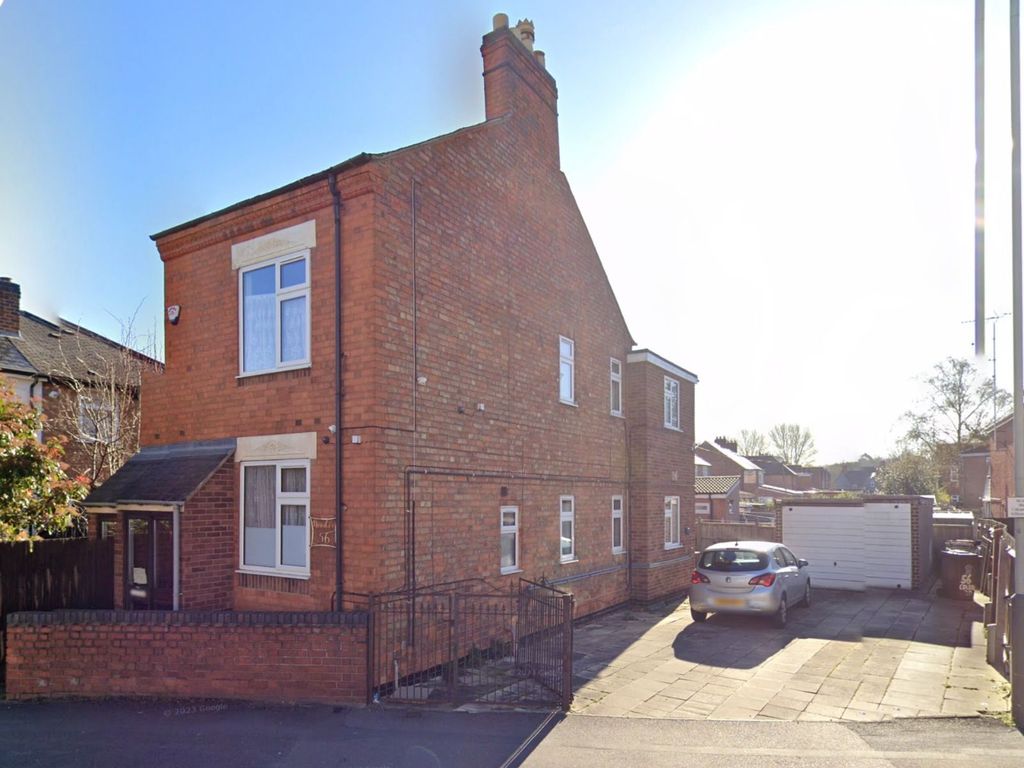 3 bed detached house for sale in Coleman Road, Leicester LE5, £330,000