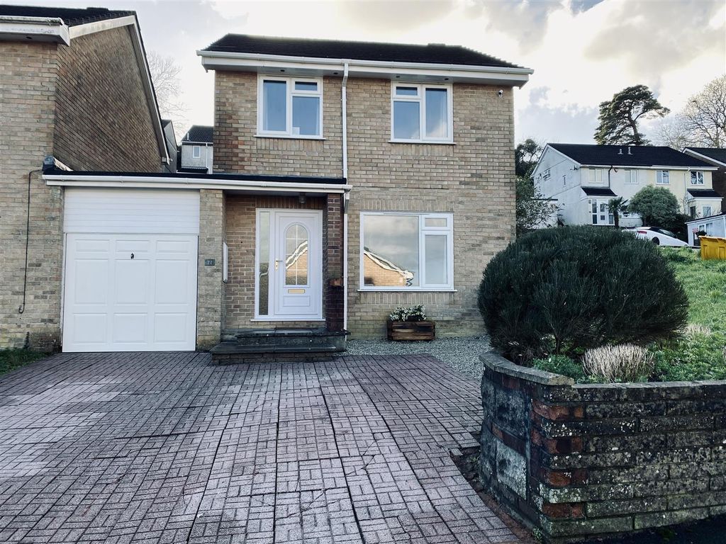 3 bed link detached house for sale in Kenmare Drive, Plympton, Plymouth