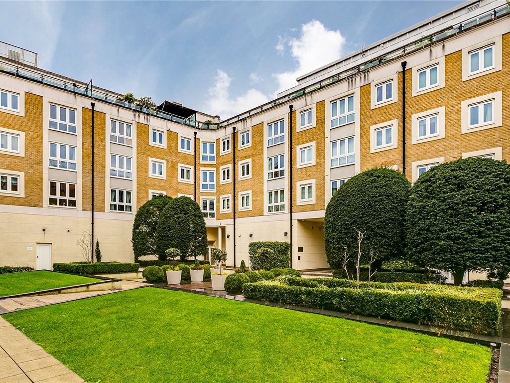 1 bed flat for sale in Castle Court, 1 Brewhouse Lane, London SW15 Zoopla