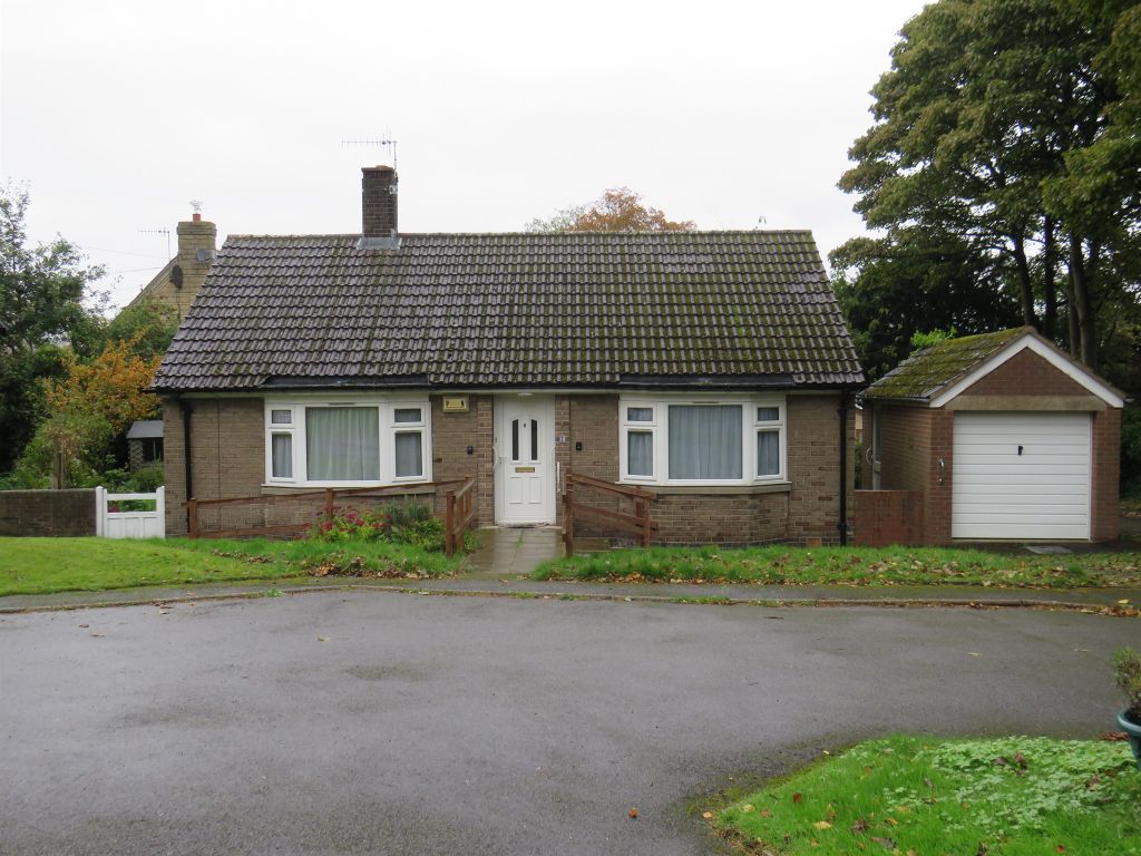 2 bed detached bungalow for sale in Cherry Tree Close, Brincliffe