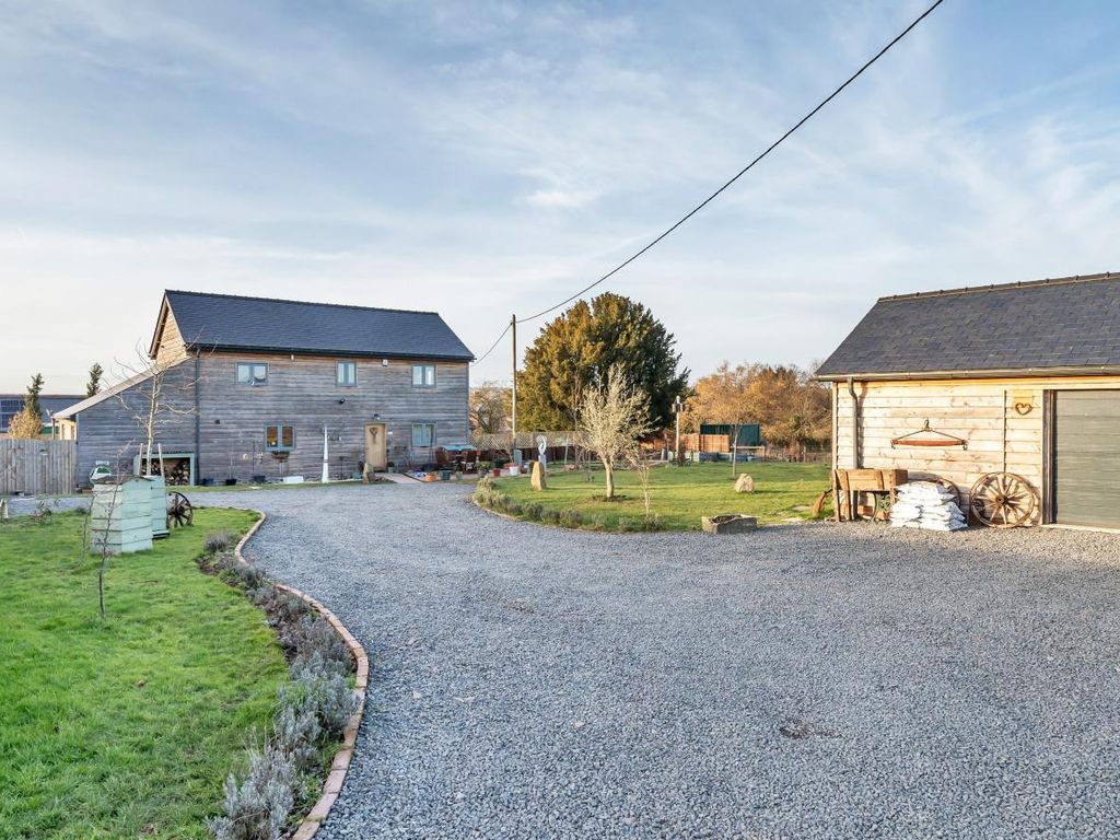 3 bed detached house for sale in Canon Bridge, Madley, Hereford HR2