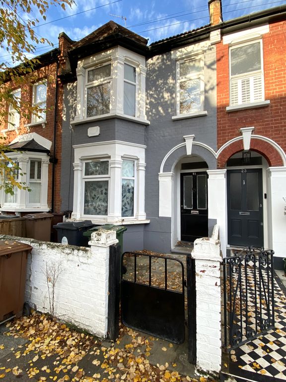 4 bed terraced house to rent in Albert Road, Leyton, London E10, £2,500