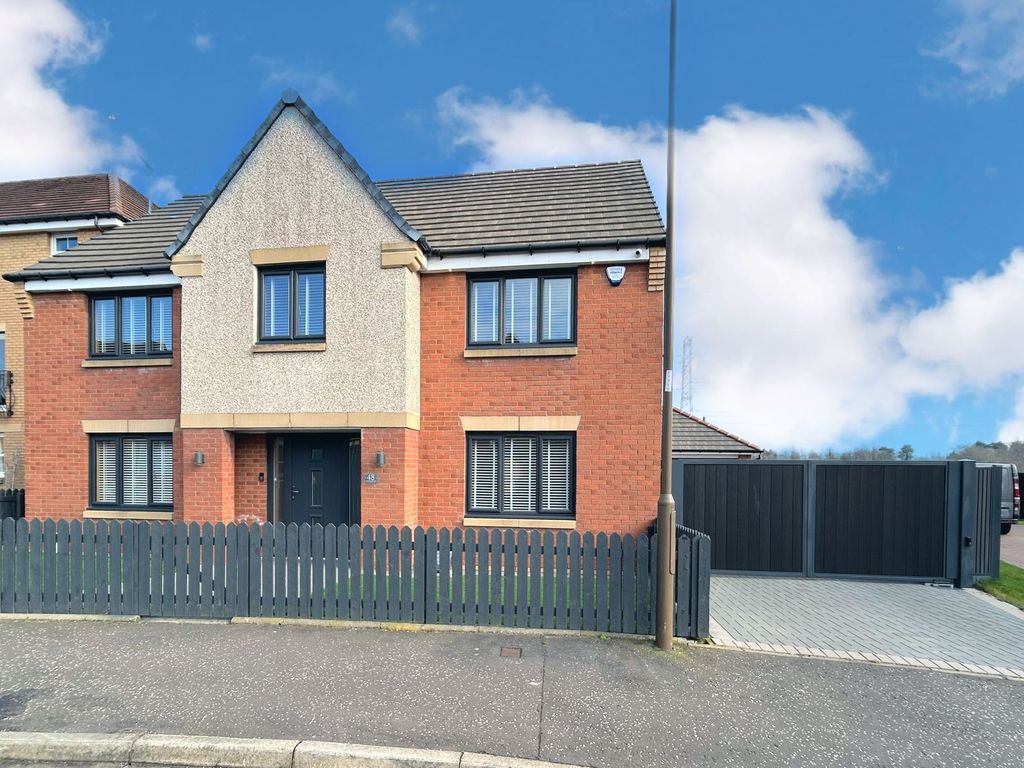 4 bed detached house for sale in Mellock Crescent, Maddiston FK2, £