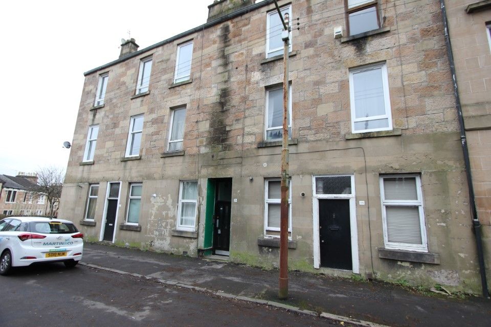 1 bed flat to rent in Kilmailing Road, Glasgow G44, £750 pcm Zoopla