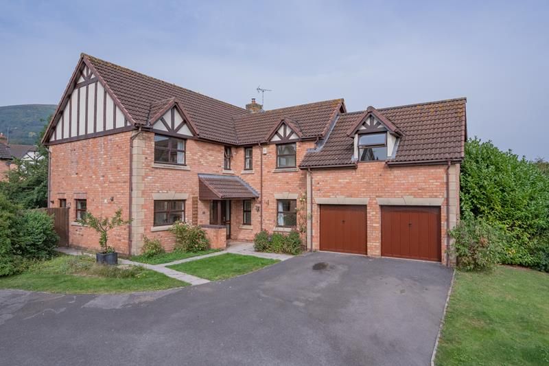 5 bed detached house for sale in The Crescent, Upper Welland, Malvern