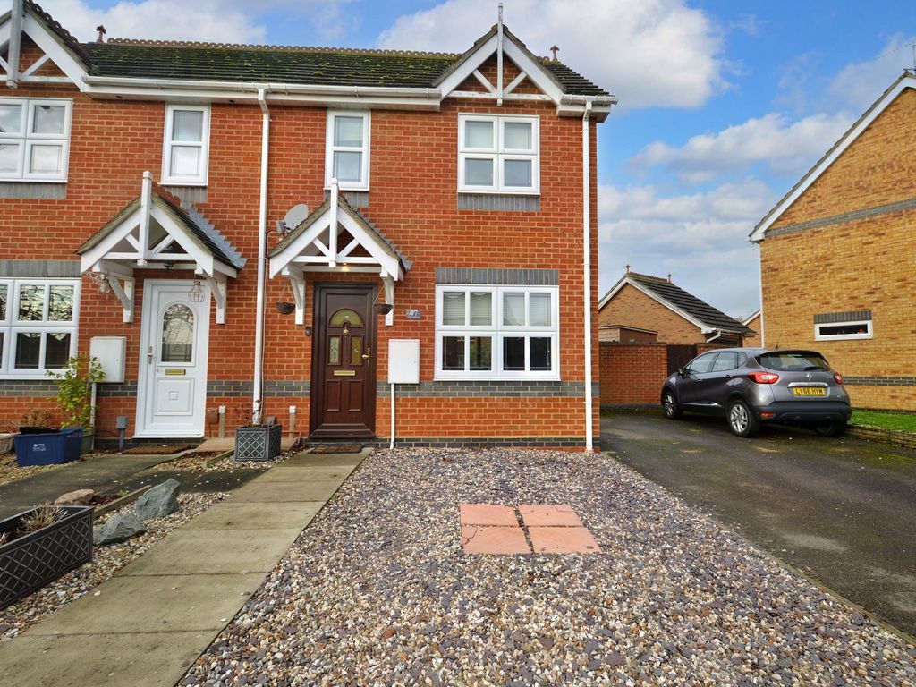 2 bed end terrace house for sale in Churchfields, Shoeburyness SS3 Zoopla