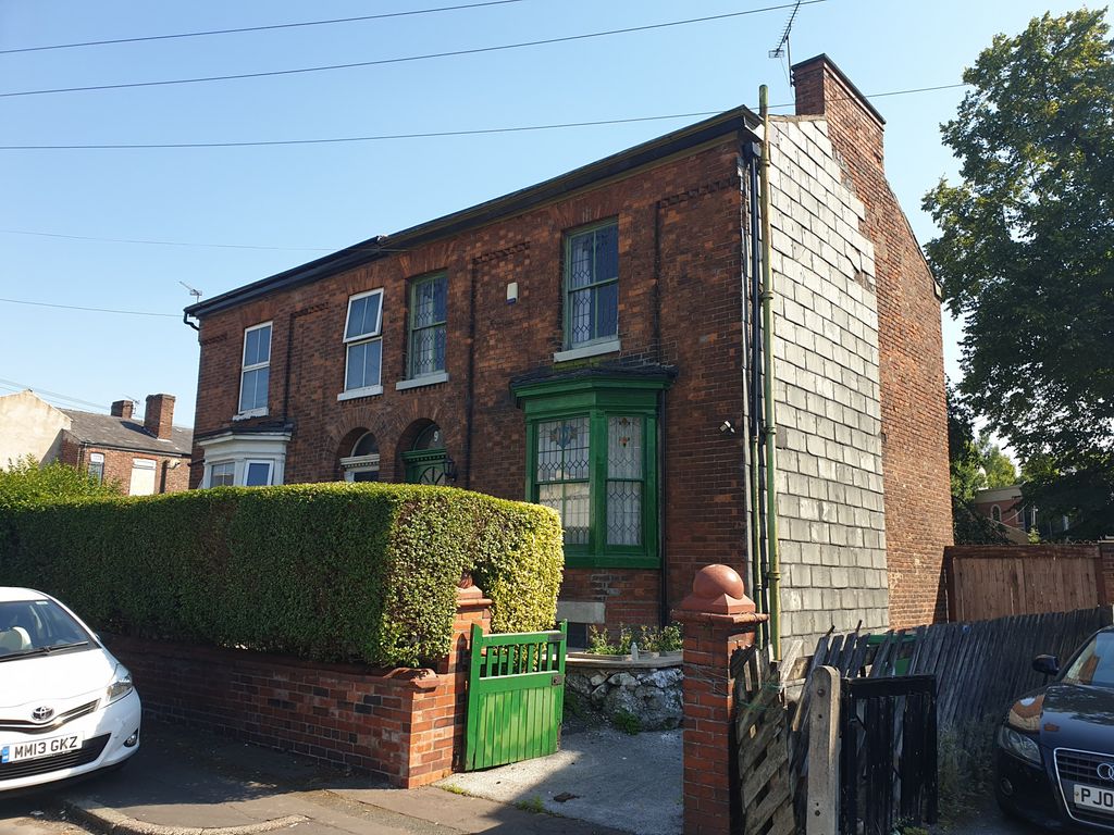 3 bed semidetached house for sale in Park Grove, Levenshulme