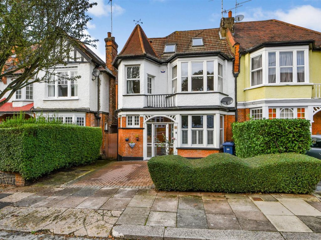 5 bed semidetached house for sale in Clifton Avenue, Finchley N3, £