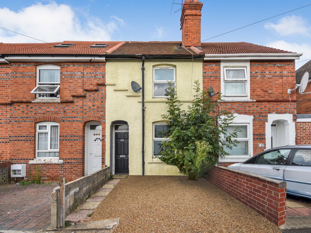 3 bed terraced house for sale in Liverpool Road, Earley, Reading RG1