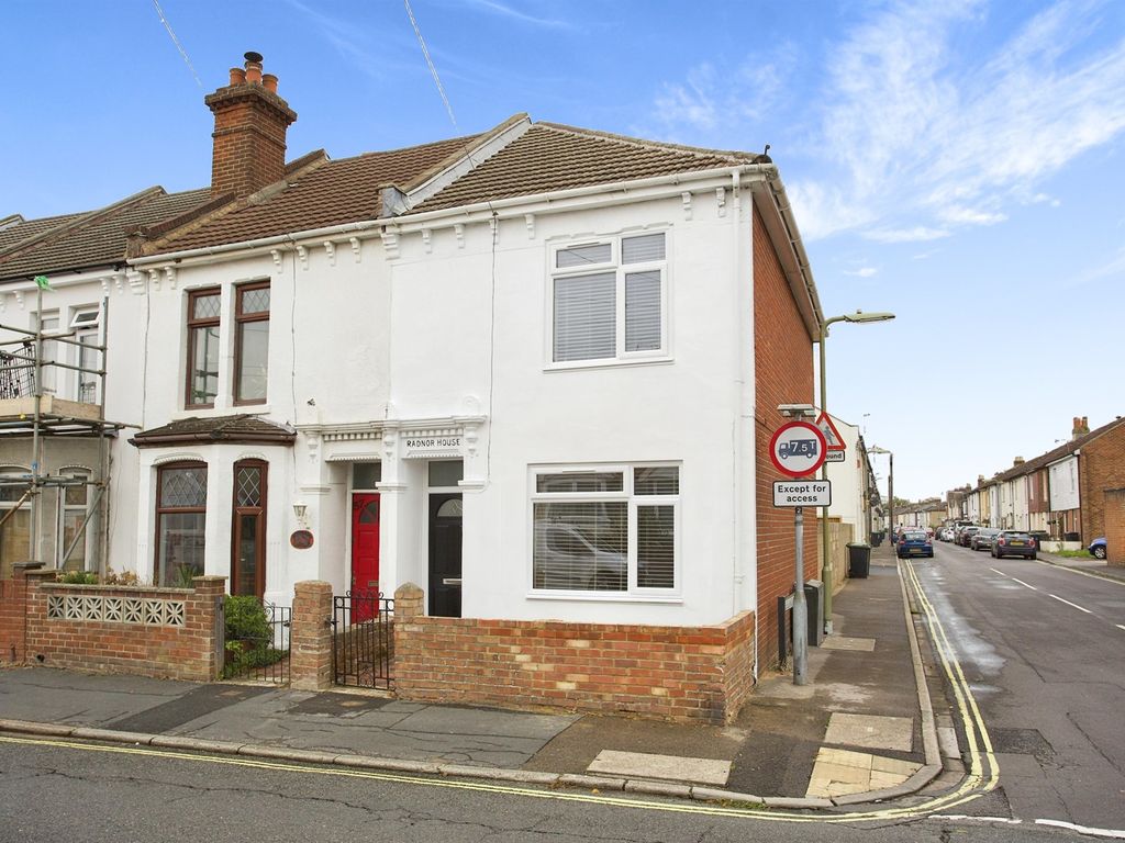 3 bed end terrace house for sale in Anns Hill Road, Gosport PO12 Zoopla